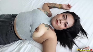 Johntronx – Fucking & Filling A Thick Thai Milf’s Tight Pussy