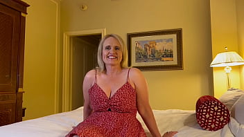 Casting Curvy: Busty Married Milf Gets Wild During Audition