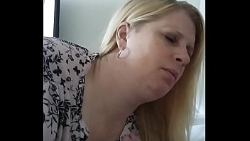 Blonde Milf Gives Sloppy Deepthroat Blowjob