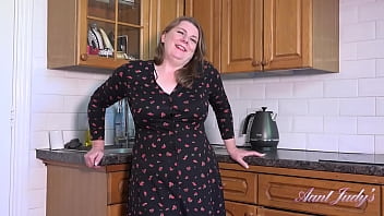Aunt Judy’s – Sizzling In The Kitchen With 50yo Voluptuous Bbw Rachel