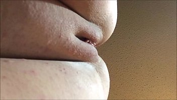 Fingering My Horny Milf Wife’s Wet Pussy Until She Cums Hard