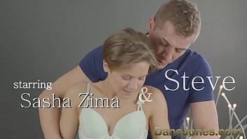 Handsome Photographer Fills Petite European Milf With His Hot Load