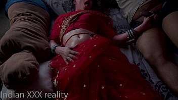 Indian Stepson’s Forbidden Lust With Stepmom In Hindi