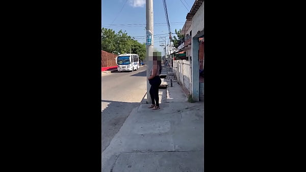 Naughty Milf’s Massive Booty Gets Filled By A Stranger For Cash