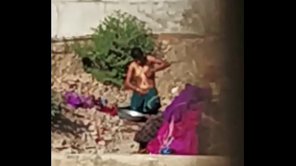 Dasi Indian Open Bath Exposed – Horny Milf Gets Wild